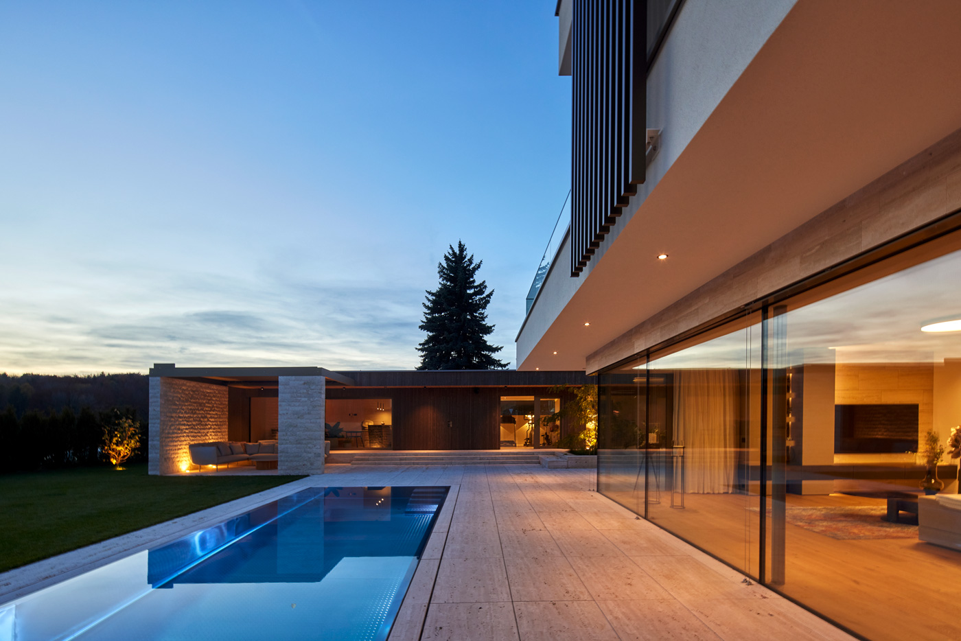 https://www.obermair-architekt.at/wp-content/uploads/2025/11/3H5A5022.jpg